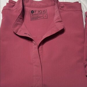 Figs Rose Scrub Top (small) and pants (medium petite)